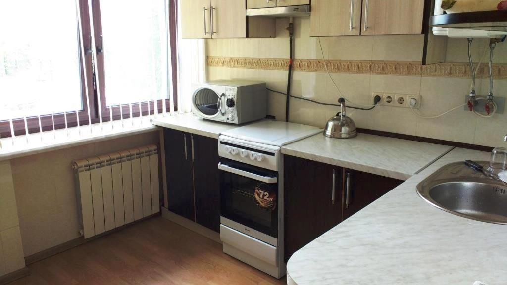 Комната В Двухкомнатной Daire Kiev Dış mekan fotoğraf
